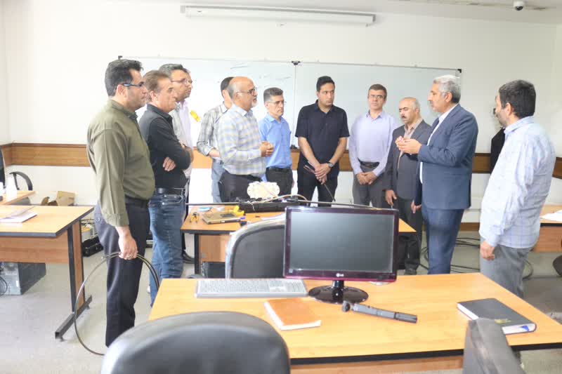 آمادگی مخابرات منطقه یزد برای اتصال تمامی سازمانها و دستگاههای اجرایی استان به فیبرنوری