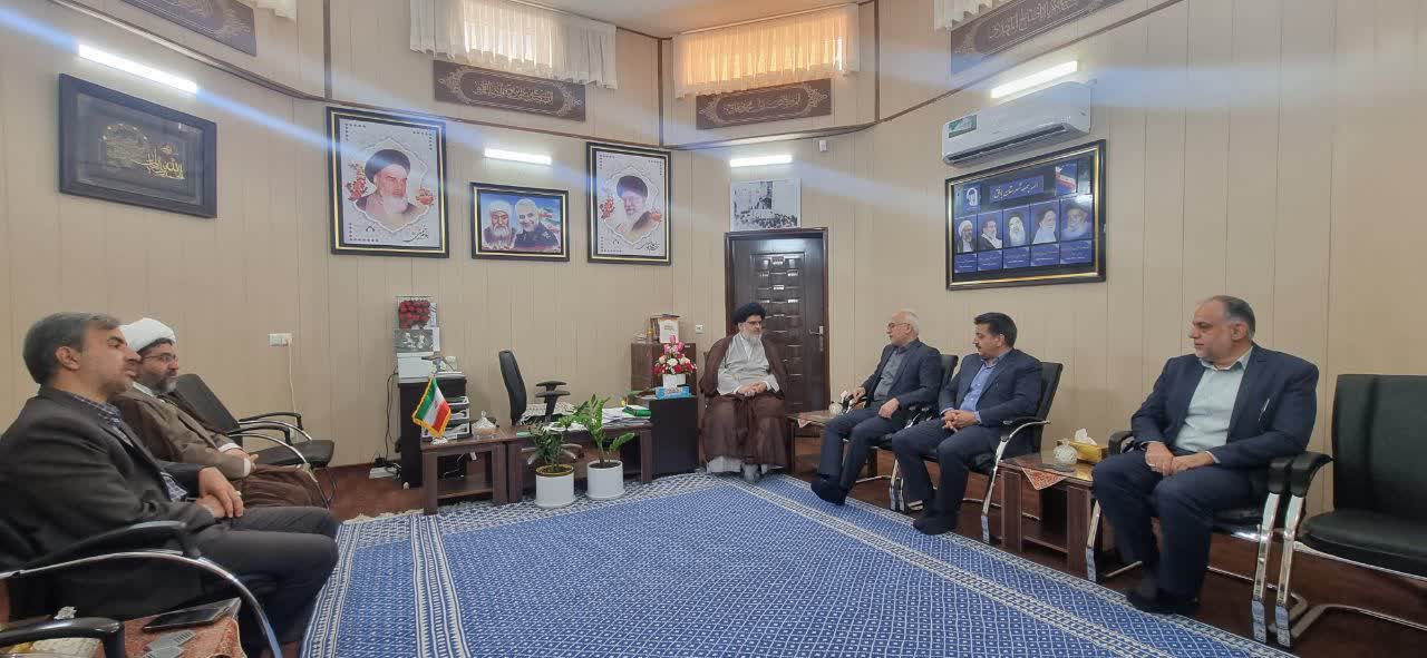 تاکید رئیس دانشگاه آزاد اسلامی یزد بر نقش موثر دانشگاه در توسعه شهرستان بافق