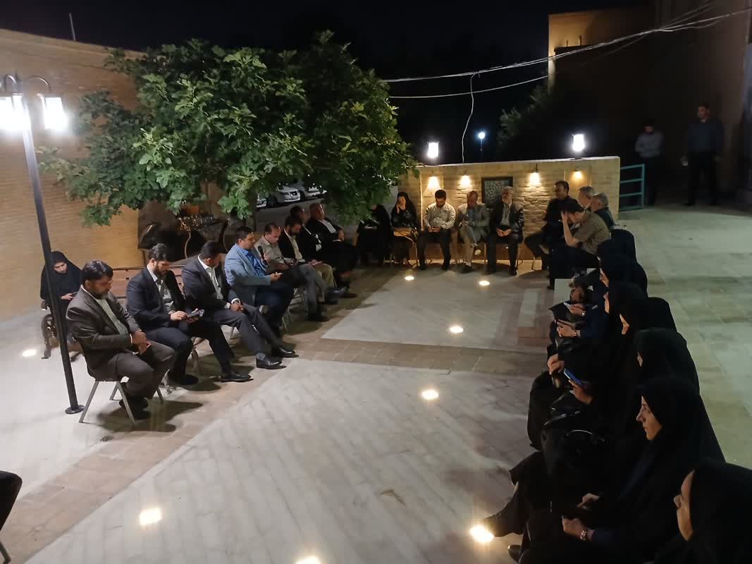 تمرکز بر ارتقاء سطح تخصصی روابط عمومی ها/برگزاری همایش تجربه محوری برای خبرنگاران و روابط عمومی ها