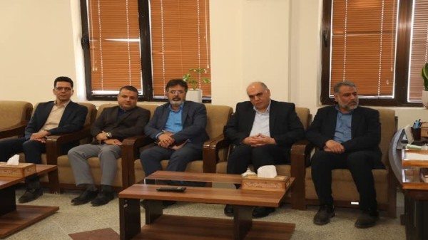نشست هم اندیشی تامین آب شهرستان خاتم