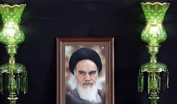 امام خمینی قلب همیشه زنده تاریخ/  مراسم سالگرد ارتحال امام در یزد گرامیداشته شد
