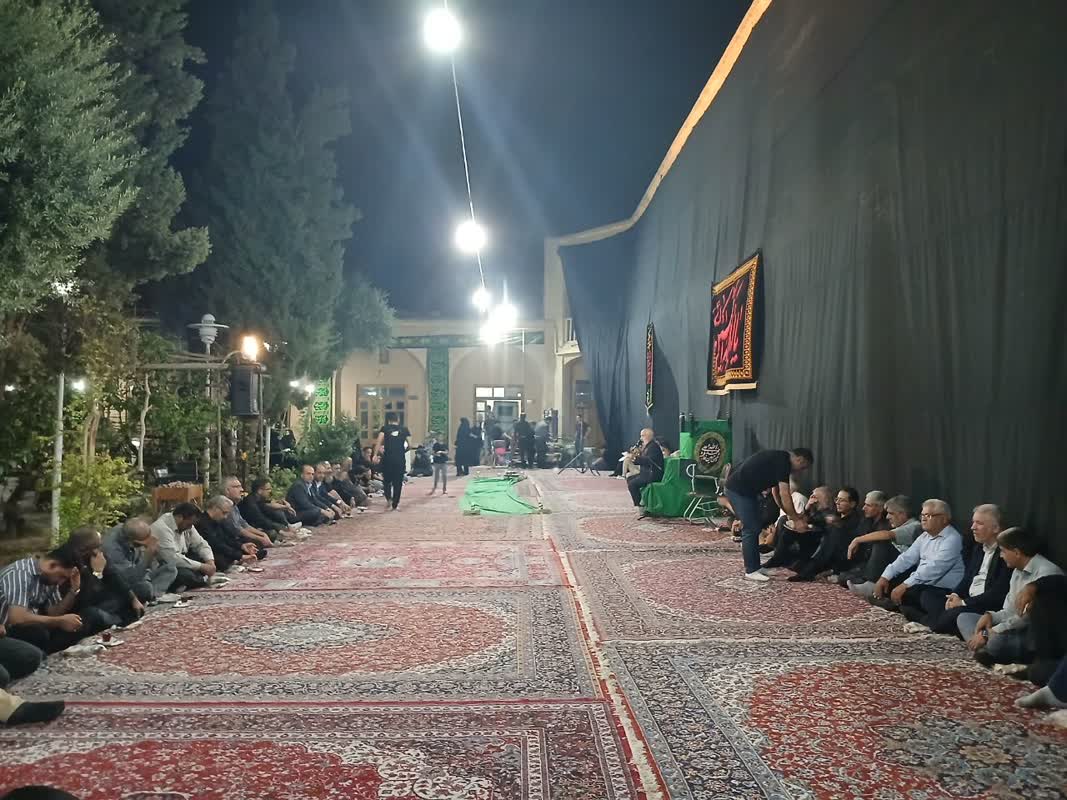 عشق و دلدادگی یزدی‌ها به ابا عبدالله الحسین با روضه خوانی