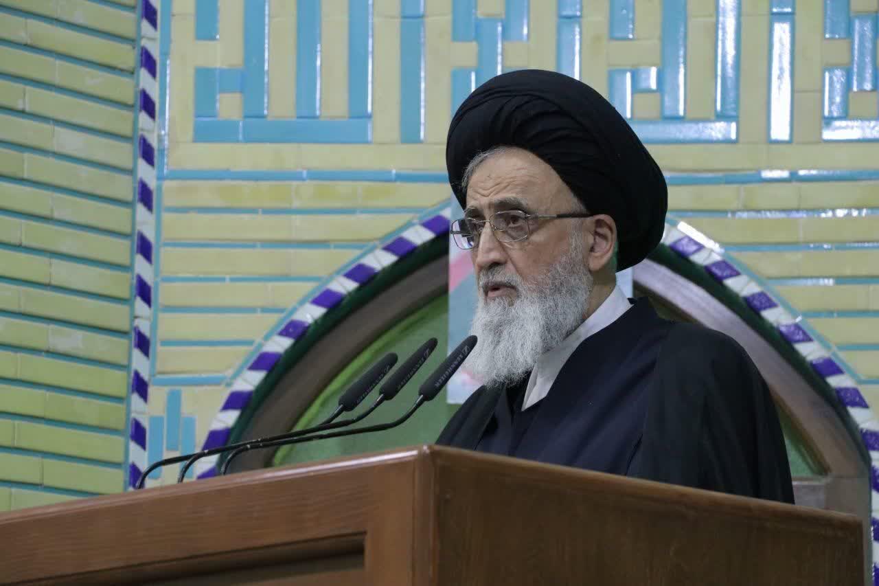 تحمیل برجام ناعادلانه و استفاده از ‘اسنپ‌بک’ عجیب است/ گناه علنی هتک حرمت جامعه اسلامی است