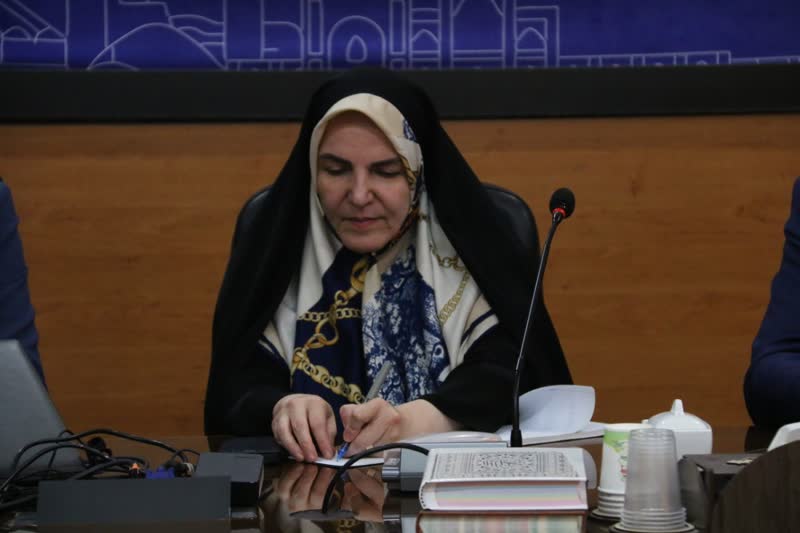 مشاور اقتصادی رئیس‌جمهور دریزد اعلام کرد: راه‌اندازی «بورس ایده» برای نخبگان/ تحول در نظام آموزشی بر پایه مهارت