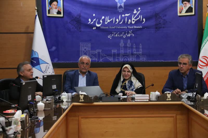 دانشگاه آزاد اسلامی یزد؛ الگوی پیوند صنعت و دانشگاه با ۳۵۰ دانشجوی بورسیه