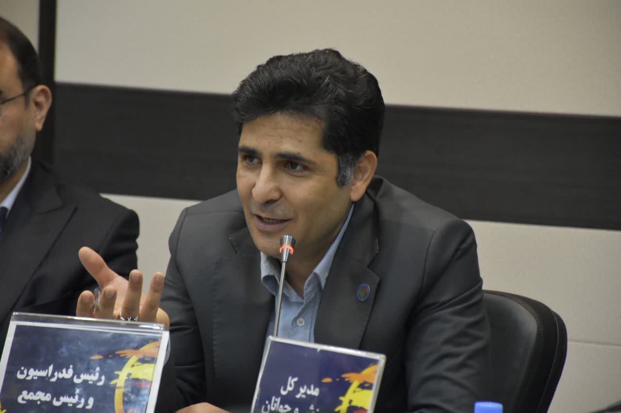 ۵۴ درصد جامعه کارگری استان یزد را نیروهای غیر بومی تشکیل می‌دهند