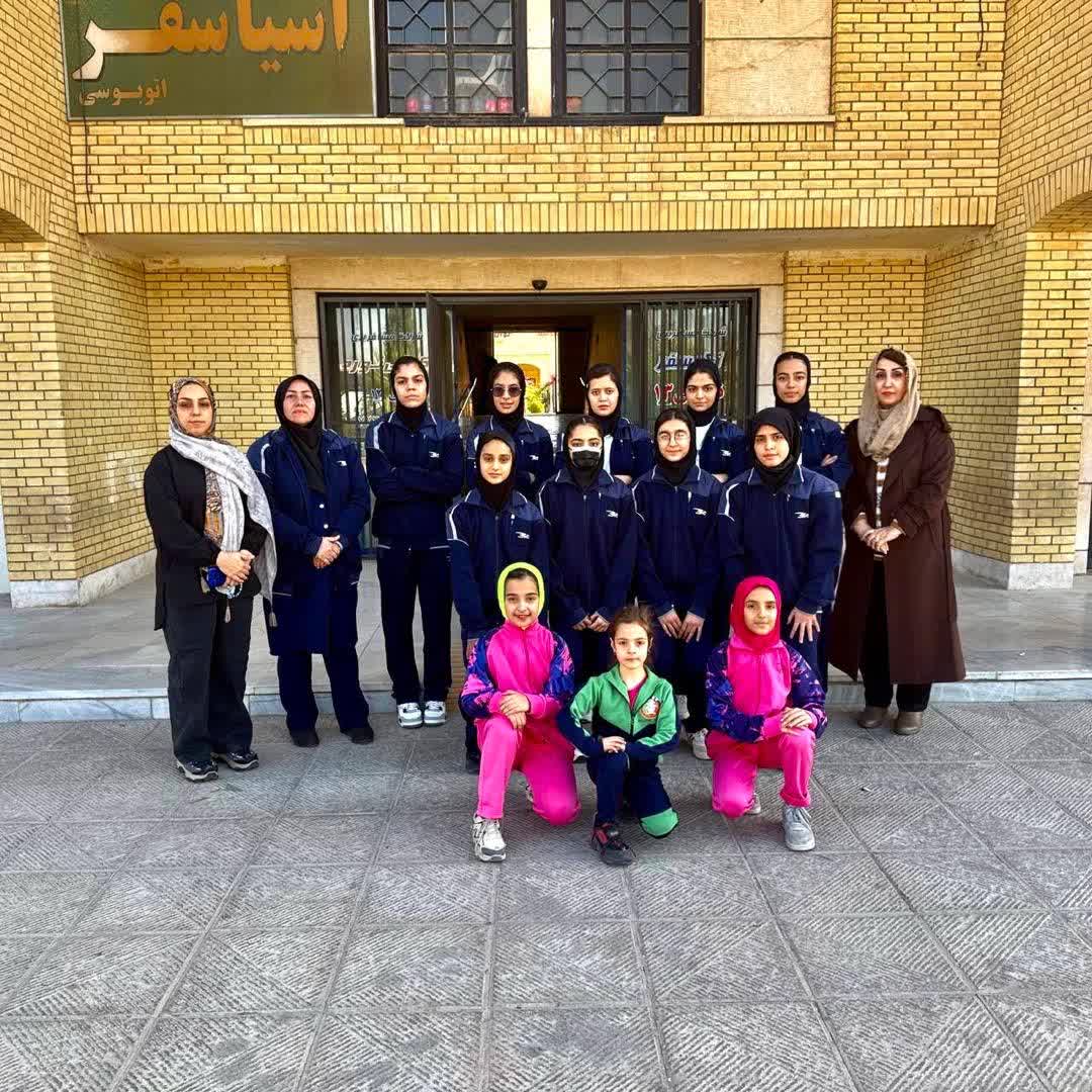 دختران ووشوکار یزد راهی تبریز شدند؛ آغاز مأموریت طلایی در قهرمانی کشور