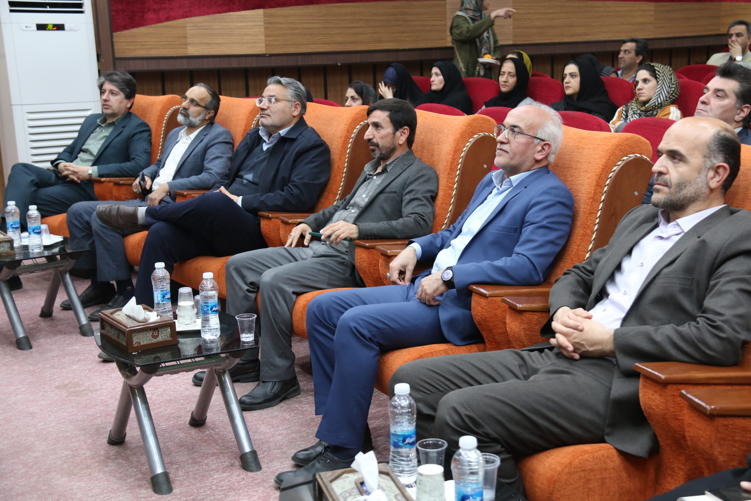 مشاور و هیئت علمی دانشگاه آزاد اسلامی یزد: تربیت فرزندان بر عهده خداوند است، خانواده‌ها بر تعلیم و تادیب تمرکز کنند