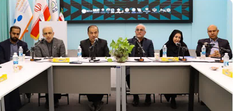 تغییر ریل اقتصاد یزد به سوی فناوری‌های نوین؛ اولویت اصلی برنامه «یزد پایدار» برای اشتغال دانش‌آموختگان