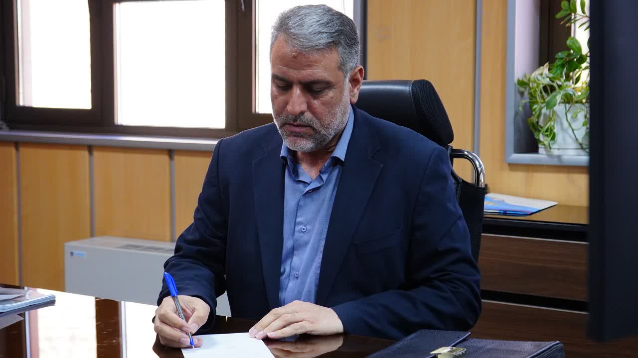 مدیرعامل آبفای استان یزد: زنان، الگوی صبر، ایمان و خدمت‌رسانی هستند