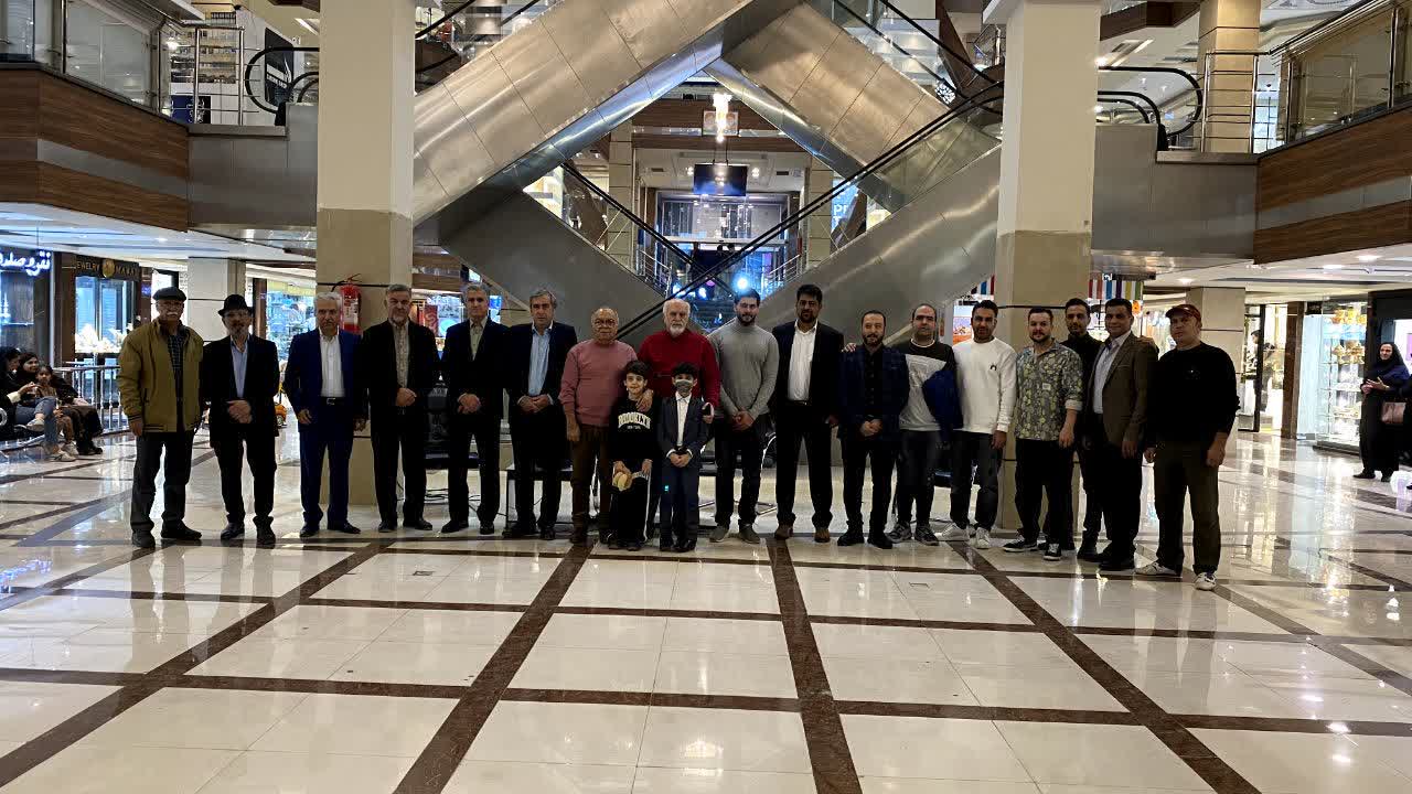 وقتی مجتمع تجاری صدف یزد، صحنه بخشش شد