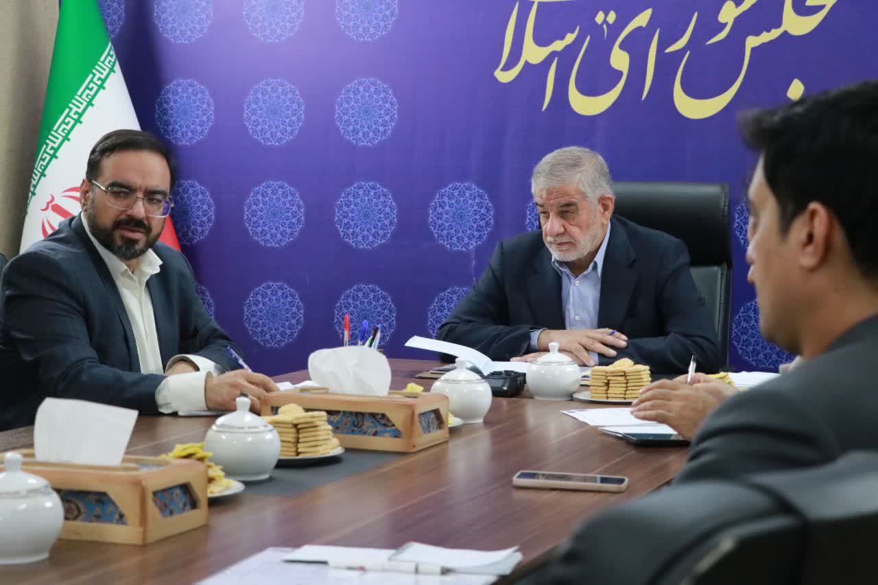 جوکار مطرح کرد:حوزه جوانان نباید تحت‌الشعاع ورزش قرار گیرد؛ آینده کشور به جمعیت جوان وابسته است