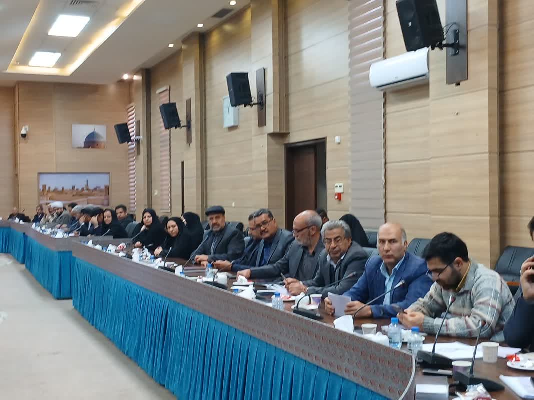 برگزاری دوره آموزشی هیئت های نظارتی انتخابات در یزد / اولین اصل، رسیدگی قانونی به صلاحیت داوطلبان است