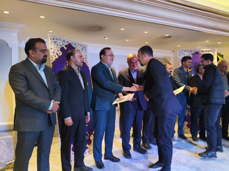 تقدیر از افتخارآفرینان تیم فوتبال ساحلی دهیاری ملاباشی +عکس