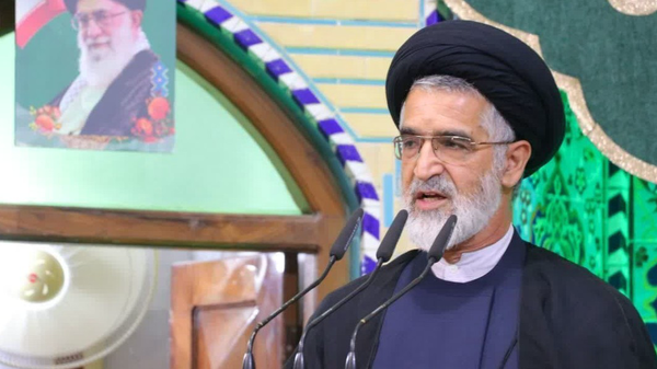 امام‌جمعه موقت یزد: وعده‌های بدون اثر در سفره مردم نشانه ناکارآمدی است/تکرار سیاست‌های شکست‌خورده اقتصادی متوقف شود