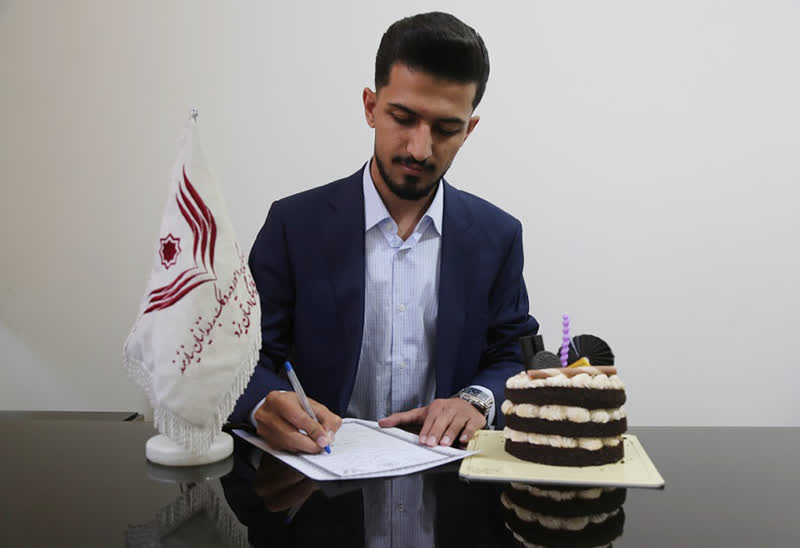 جوان نیکوکار یزدی آزادی دو زندانی جرائم غیرعمد را فراهم کرد